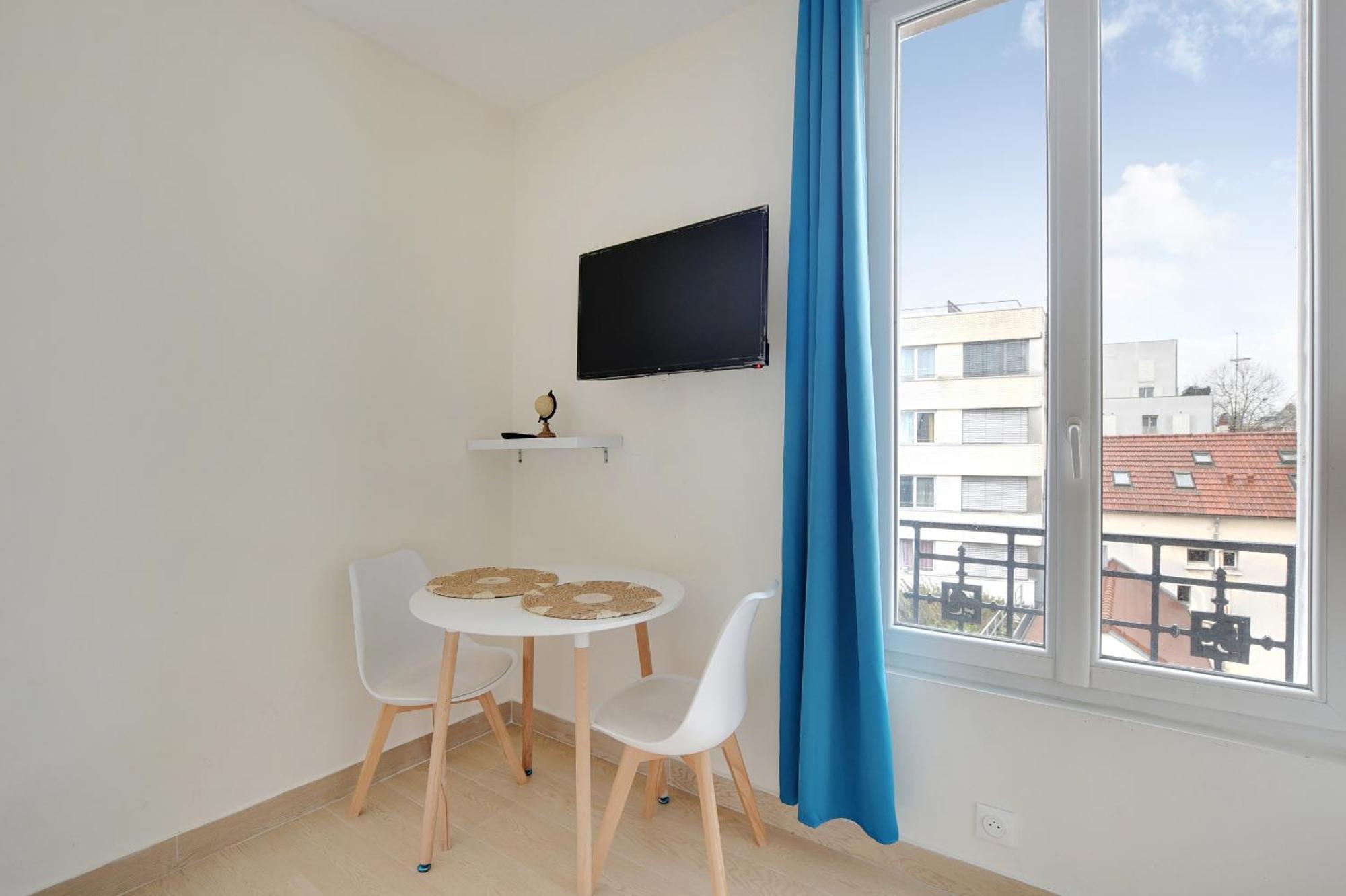 Charmant Studio Aubervilliers Exterior photo